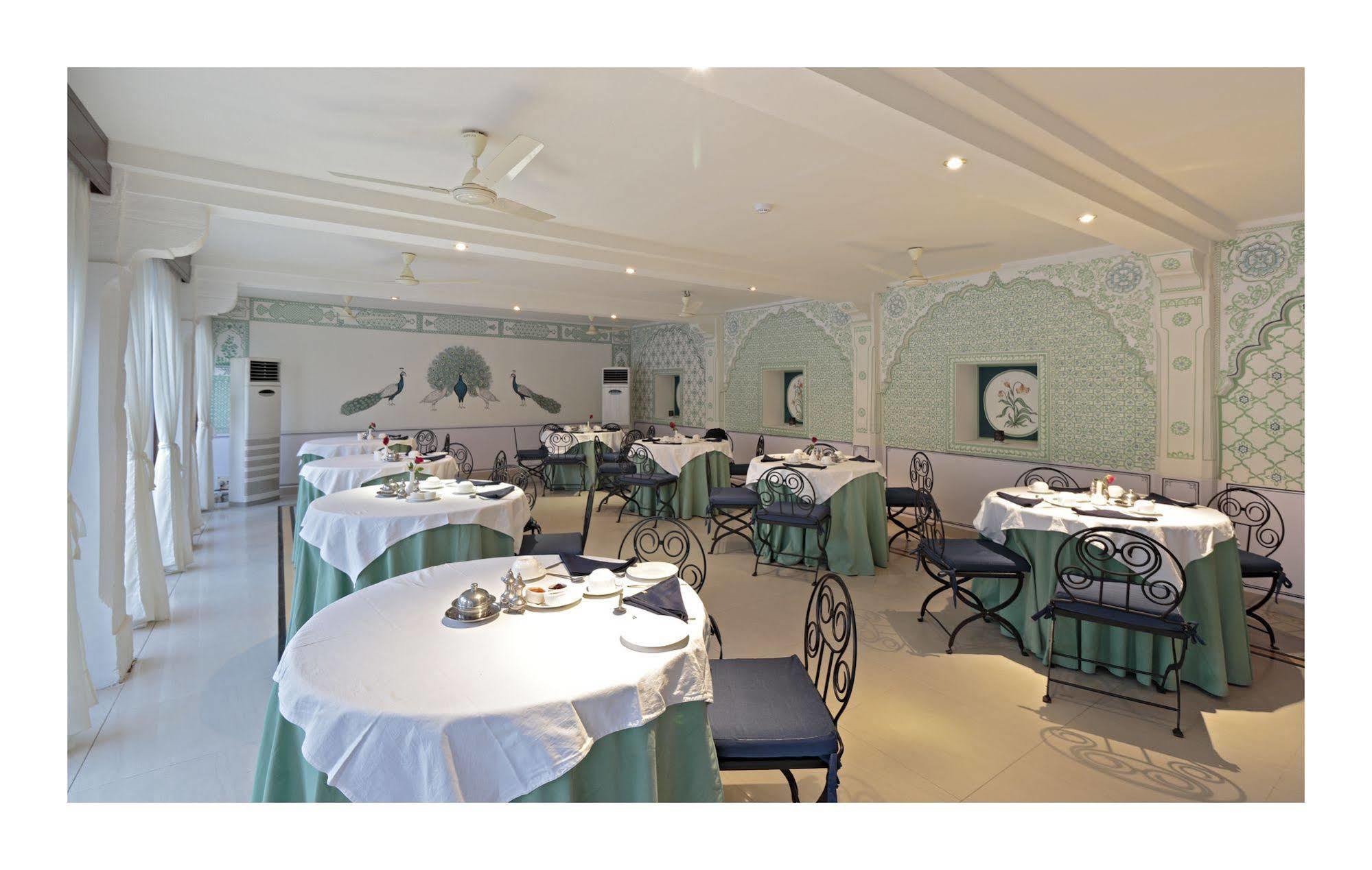 Rohet Garh Hotel Rohat Eksteriør billede