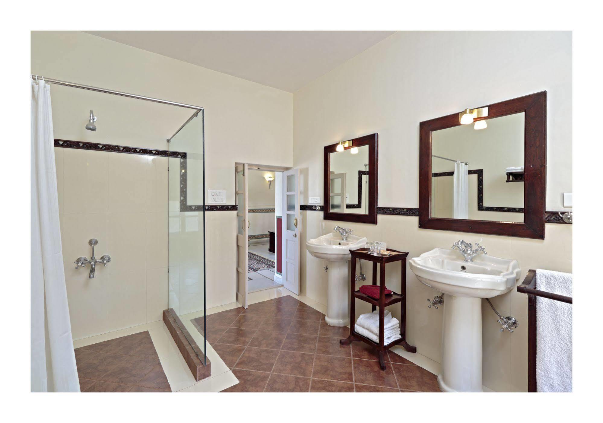 Rohet Garh Hotel Rohat Eksteriør billede