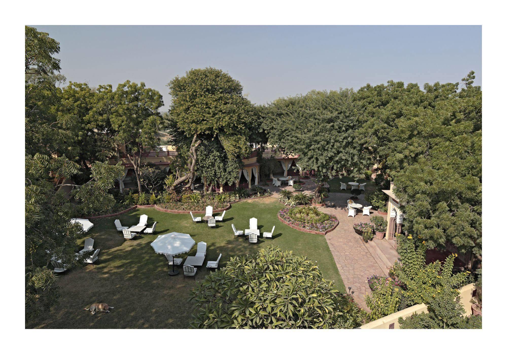 Rohet Garh Hotel Rohat Eksteriør billede
