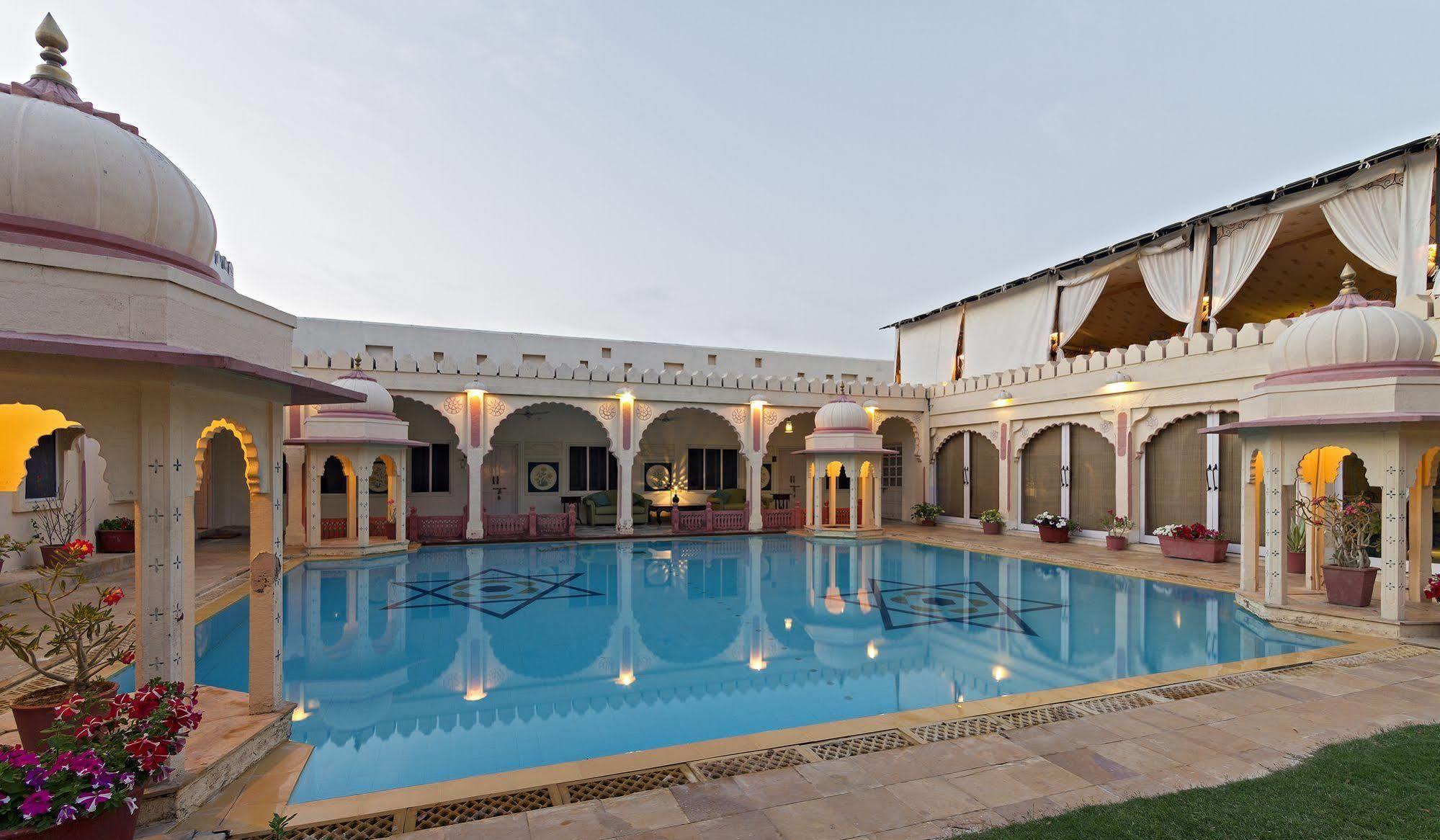 Rohet Garh Hotel Rohat Eksteriør billede